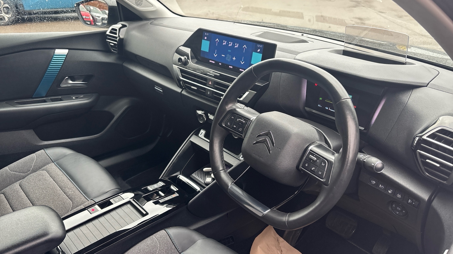 Used Citroen C4 2023 for sale - 77323769: Photo 11