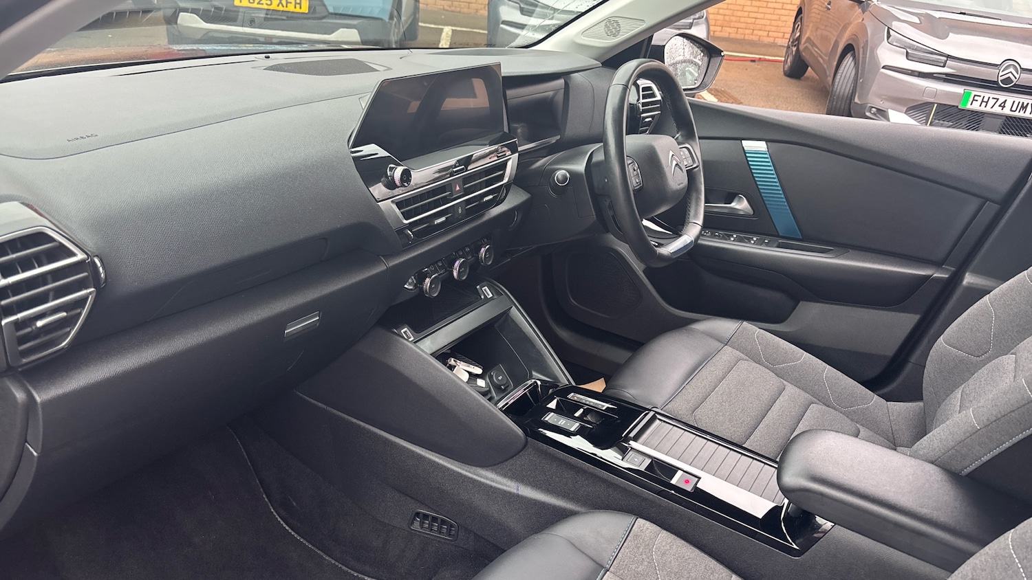 Used Citroen C4 2023 for sale - 77323769: Photo 9