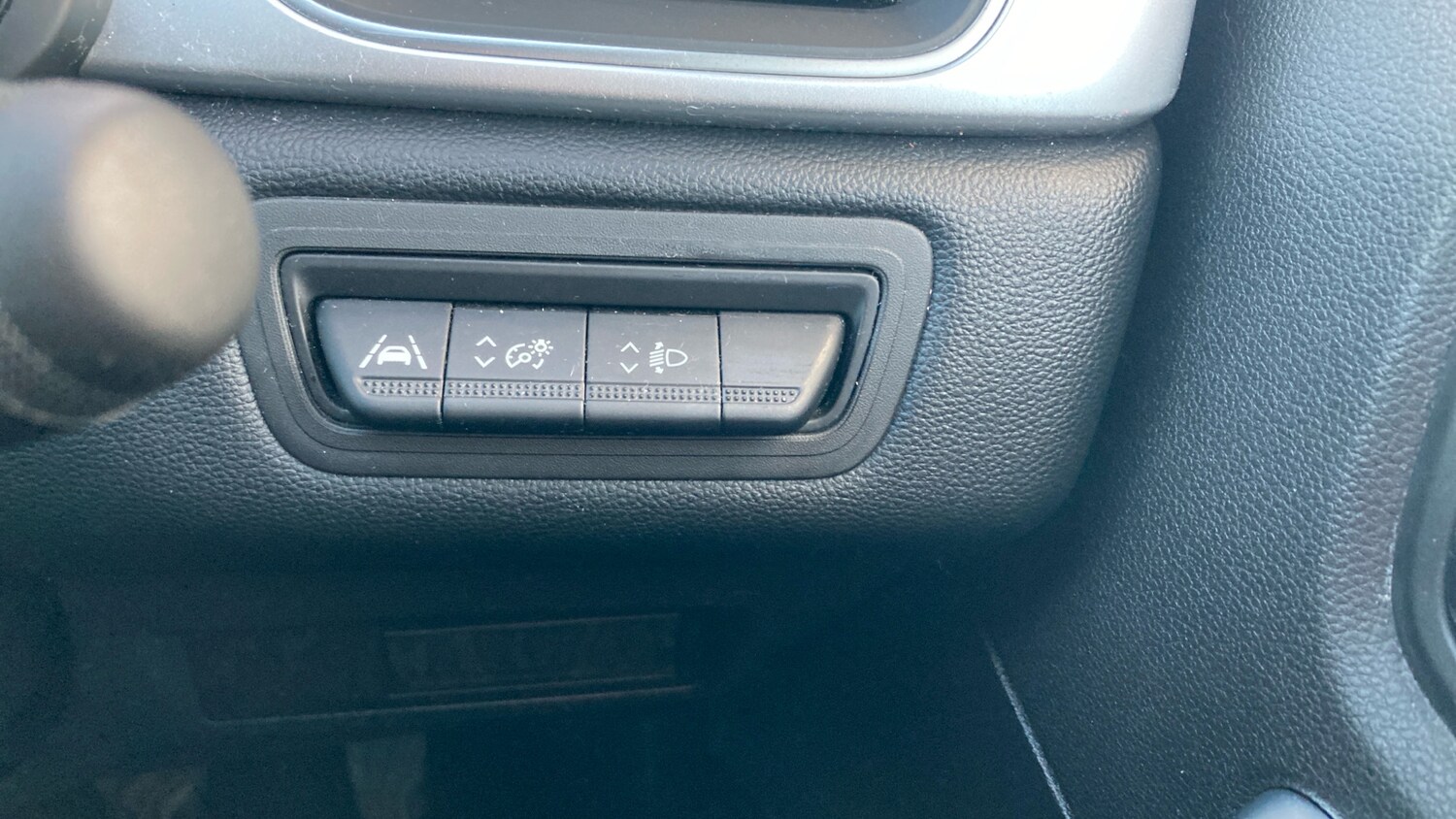 Used Renault Captur 2023 for sale - 76904892: Photo 32