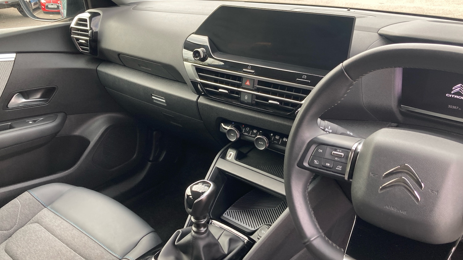 Used Citroen C4 2023 for sale - 76413212: Photo 14