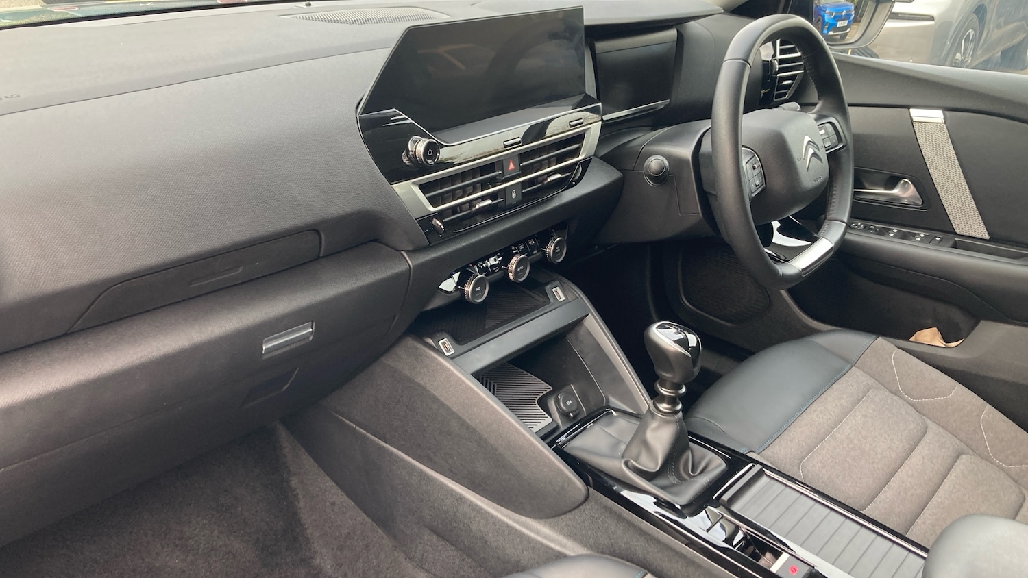 Used Citroen C4 2023 for sale - 76413212: Photo 9