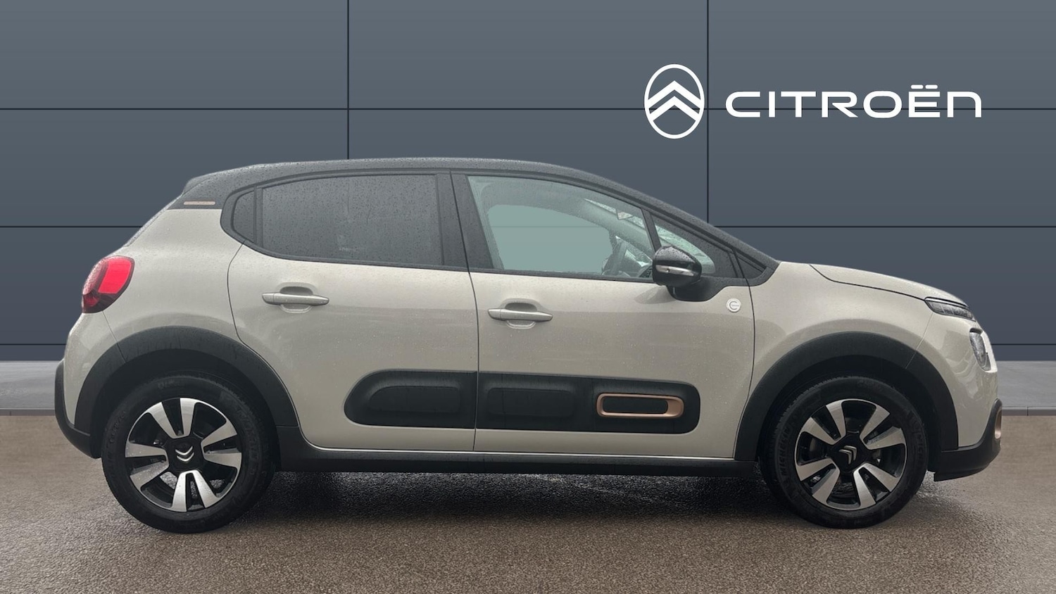 Used Citroen C3 2023 for sale - 76946731: Photo 5