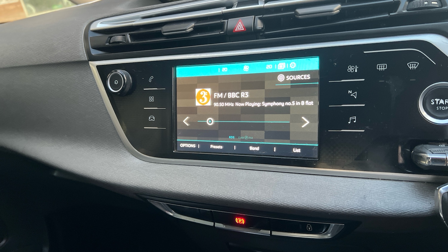 Used Citroen C4 2018 for sale - 76470893: Photo 25