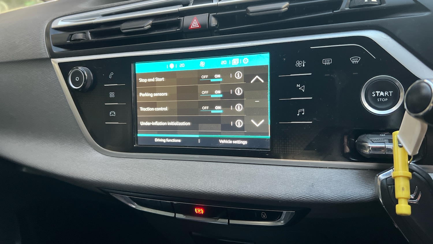 Used Citroen C4 2018 for sale - 76470893: Photo 28