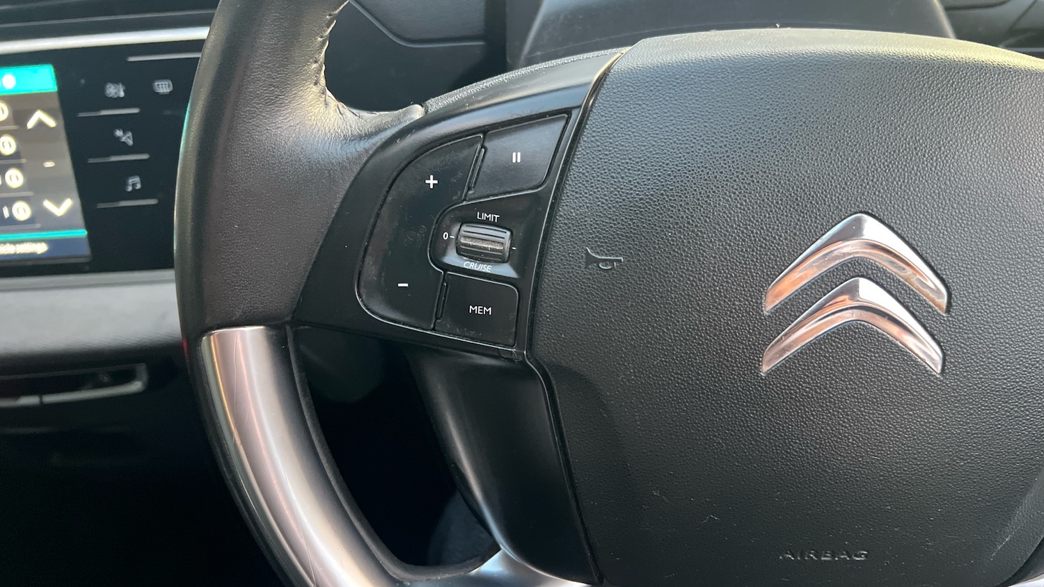 Used Citroen C4 2018 for sale - 76470893: Photo 34