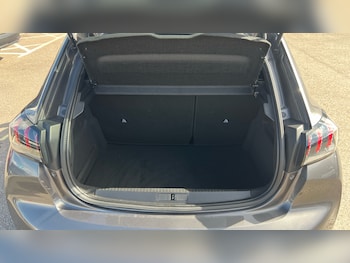 Used Peugeot 208 2020 for sale - 77983872: Photo