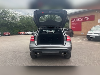 Used Mercedes-Benz GLA 2017 for sale - 79017852: Photo
