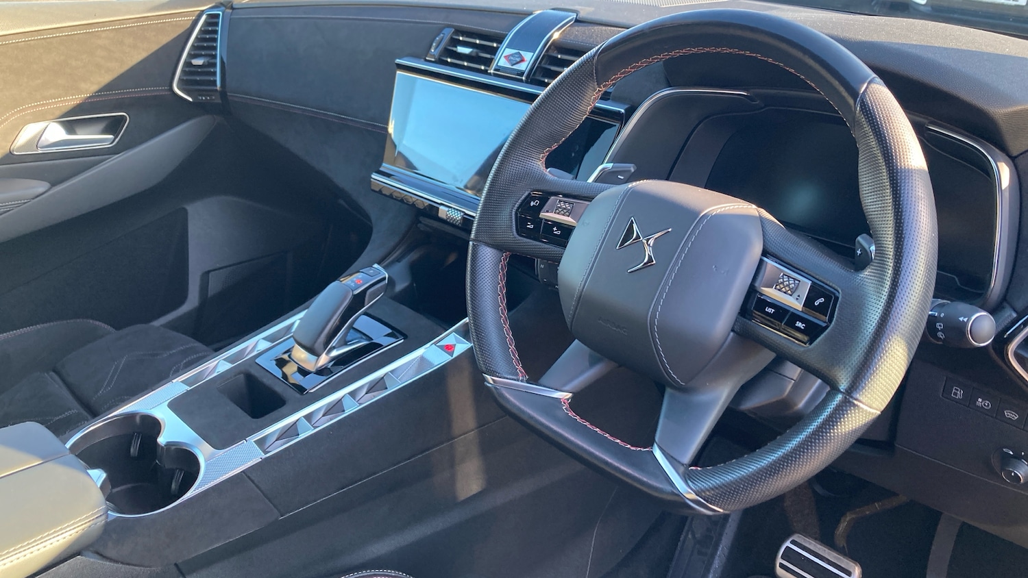 Used DS Automobiles DS 7 Crossback 2024 for sale - 76807393: Photo 11