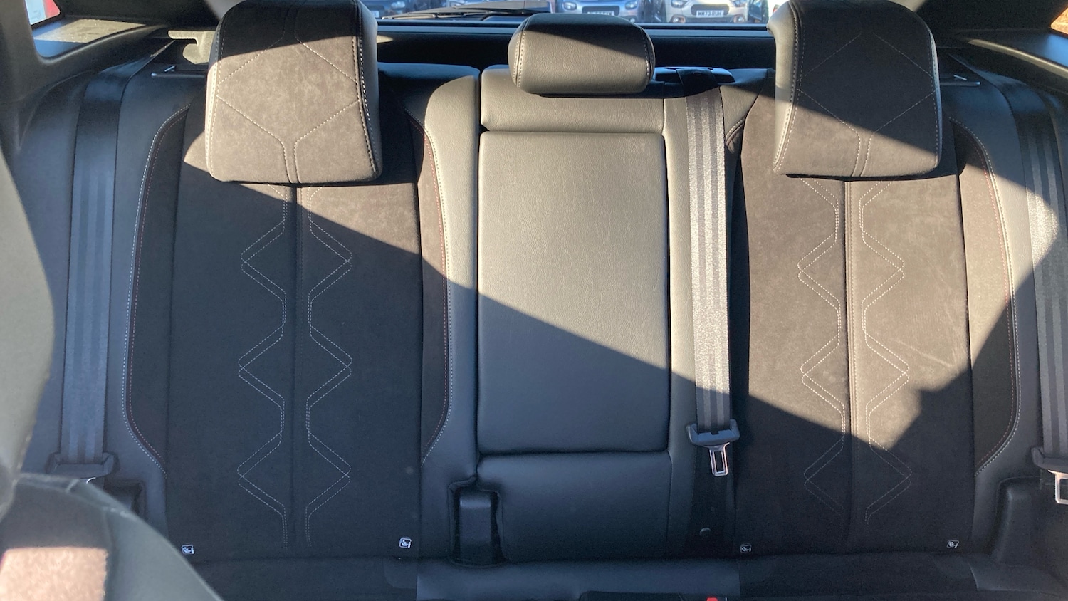 Used DS Automobiles DS 7 Crossback 2024 for sale - 76807393: Photo 15