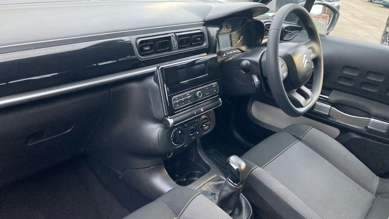 Used Citroen C3 2018 for sale - 77420165: Photo 9