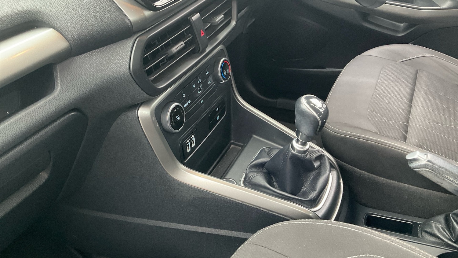 Used Ford Ecosport 2018 for sale - 76426217: Photo 13