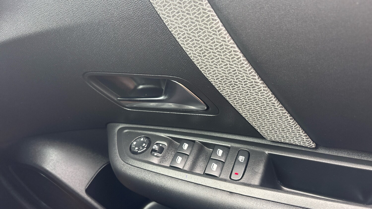 Used Citroen C4 2024 for sale - 76157667: Photo 24