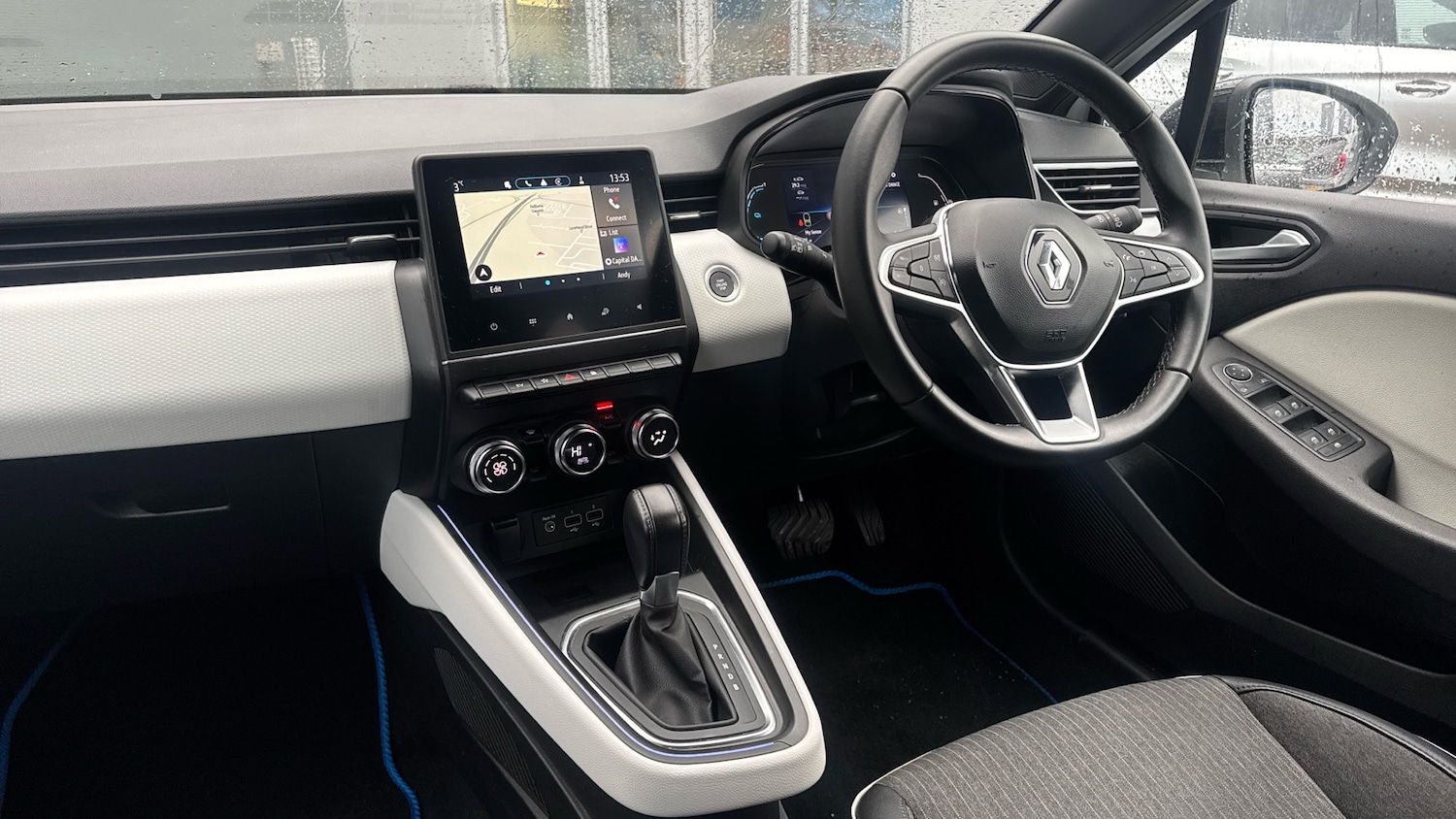 Used Renault Clio 2023 for sale - 78111930: Photo 9