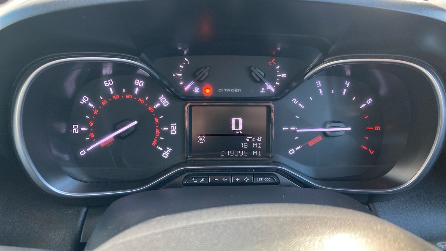 Used Citroen C3 Aircross 2021 for sale - 76507997: Photo 18