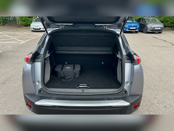 Used Peugeot 2008 2022 for sale - 78510661: Photo