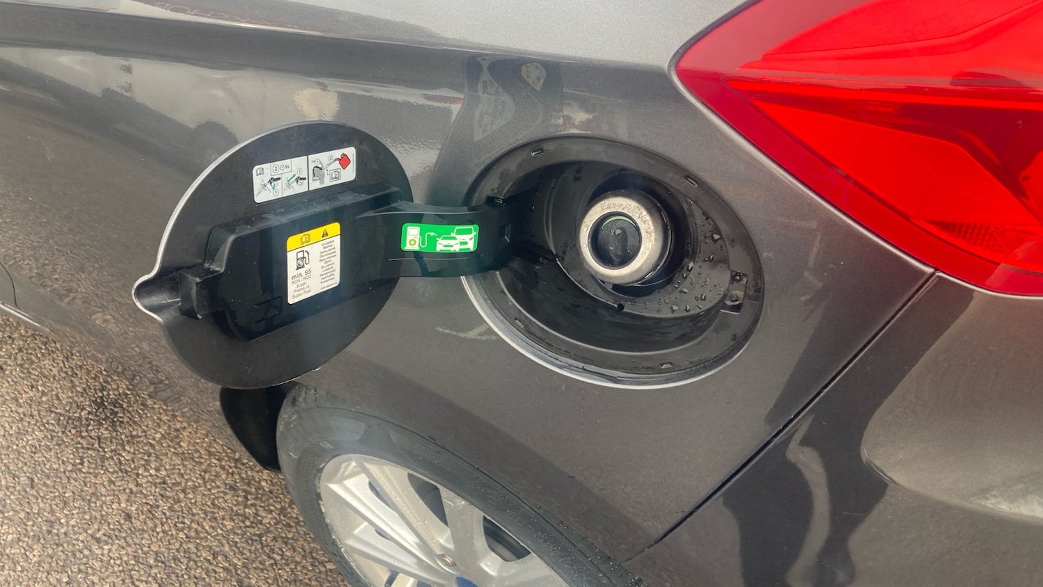 Used Ford Fiesta 2018 for sale - 77207374: Photo 34