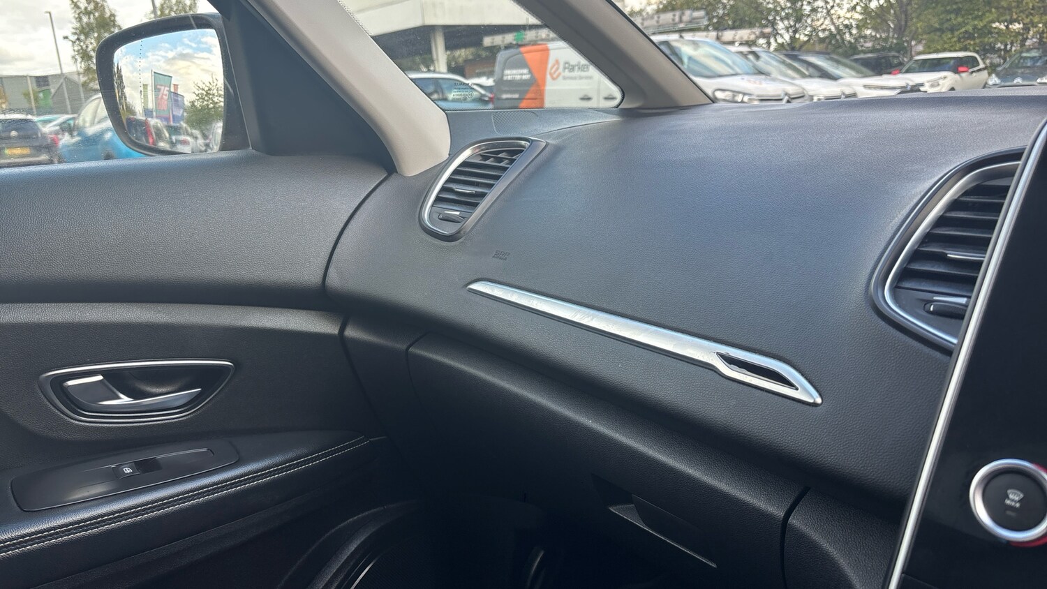 Used Renault Scenic 2017 for sale - 76193058: Photo 24