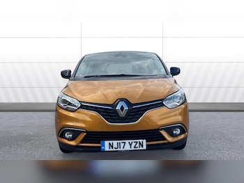 Used Renault Scenic 2017 for sale - 76193058: Photo
