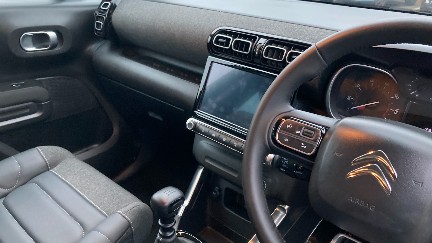 Used Citroen C3 Aircross 2024 for sale - 77106440: Photo 14