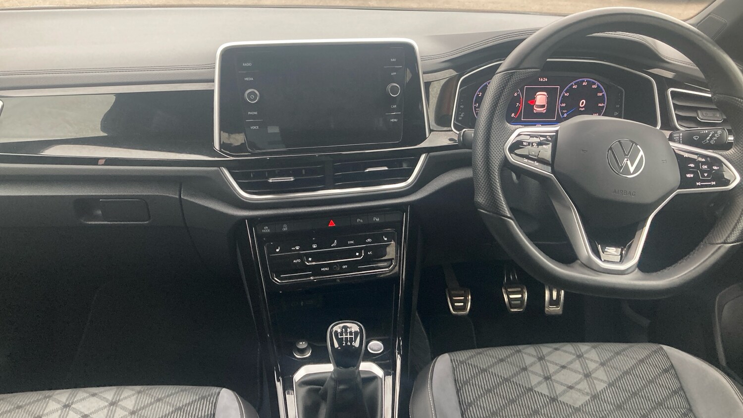 Used Volkswagen T-Roc 2022 for sale - 78144199: Photo 15