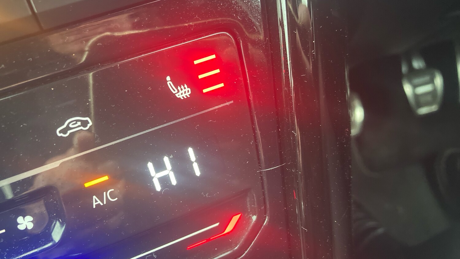 Used Volkswagen T-Roc 2022 for sale - 78144199: Photo 25