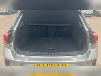 Used Volkswagen T-Roc 2022 for sale - 78144199: Photo