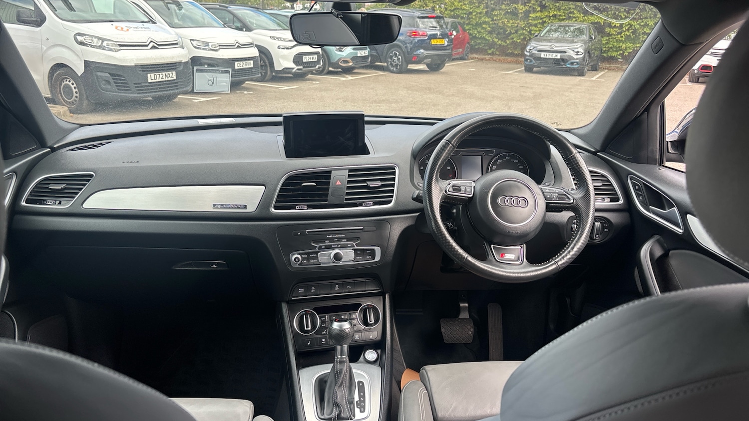 Used Audi Q3 2017 for sale - 76287136: Photo 10