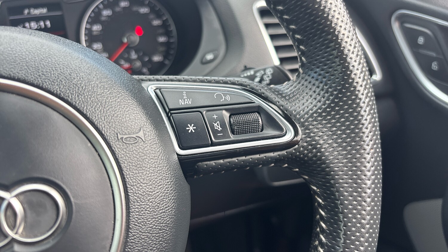 Used Audi Q3 2017 for sale - 76287136: Photo 26