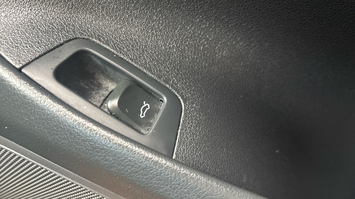 Used Audi Q3 2017 for sale - 76287136: Photo 32