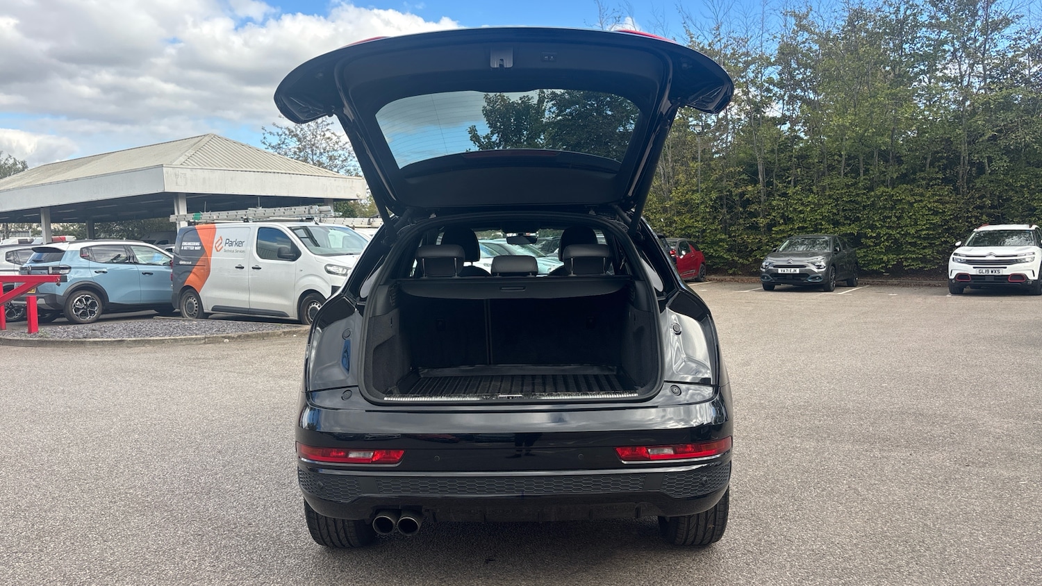 Used Audi Q3 2017 for sale - 76287136: Photo 4