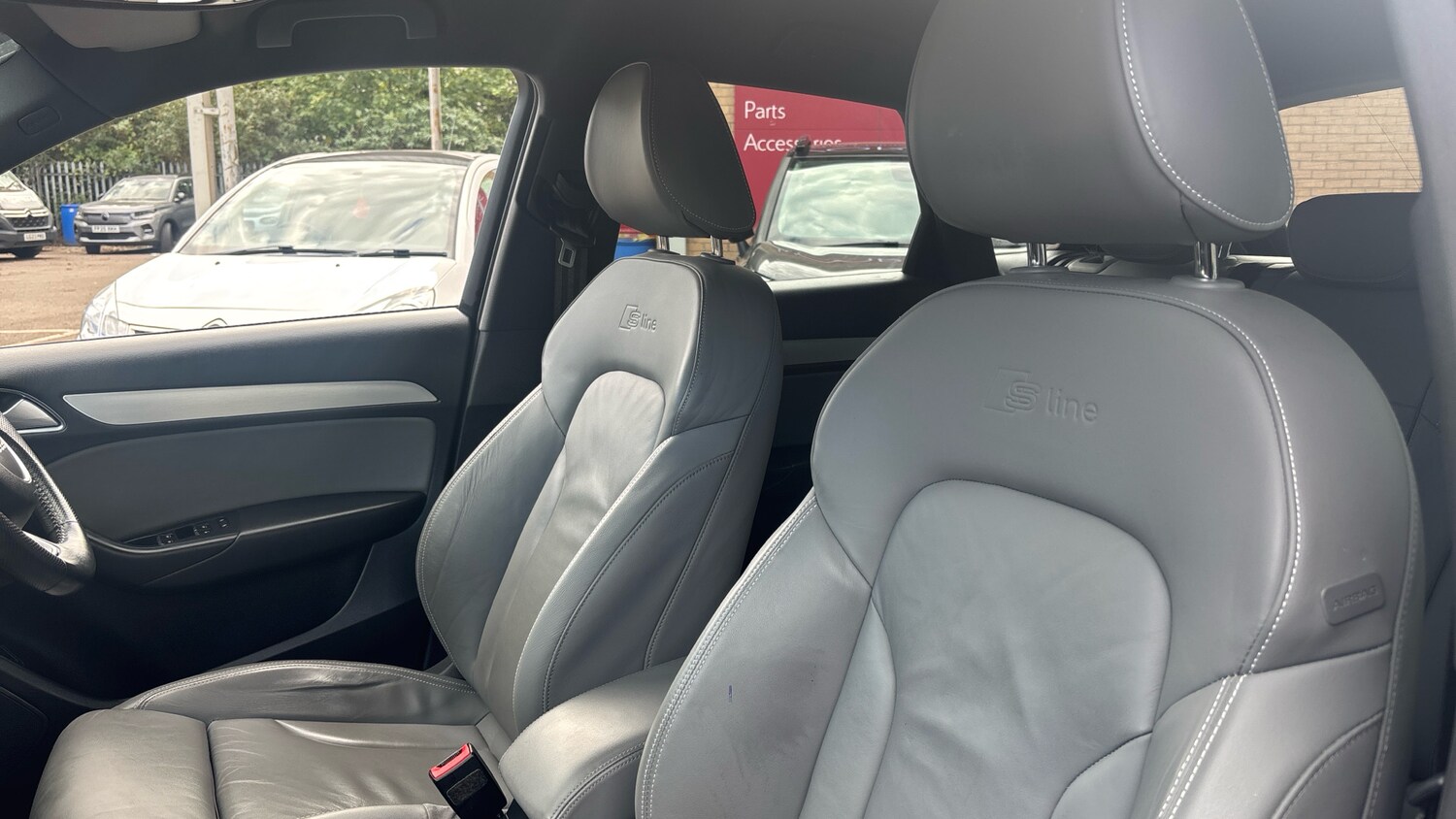 Used Audi Q3 2017 for sale - 76287136: Photo 8