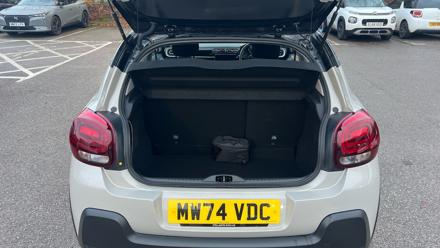 Used Citroen C3 2024 for sale - 76779215: Photo 4