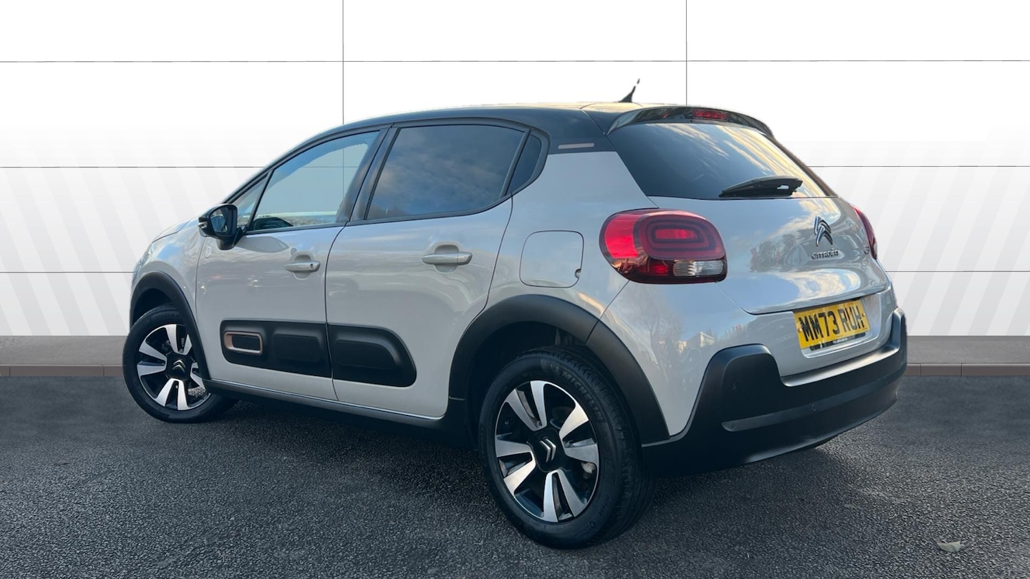 Used Citroen C3 2023 for sale - 76718827: Photo 2