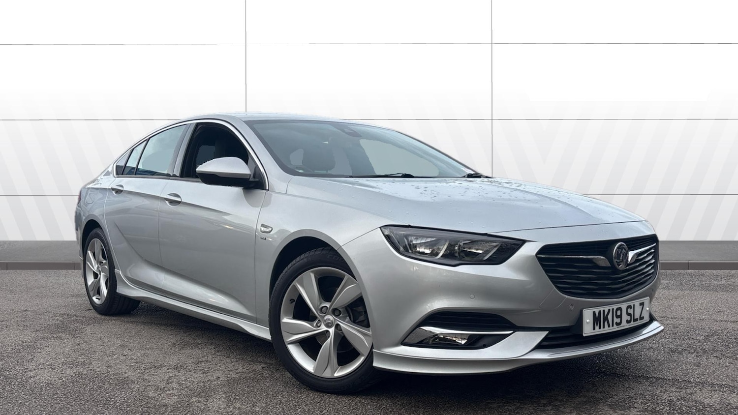 Used Vauxhall Insignia 2019 for sale - 76430720: Photo 1