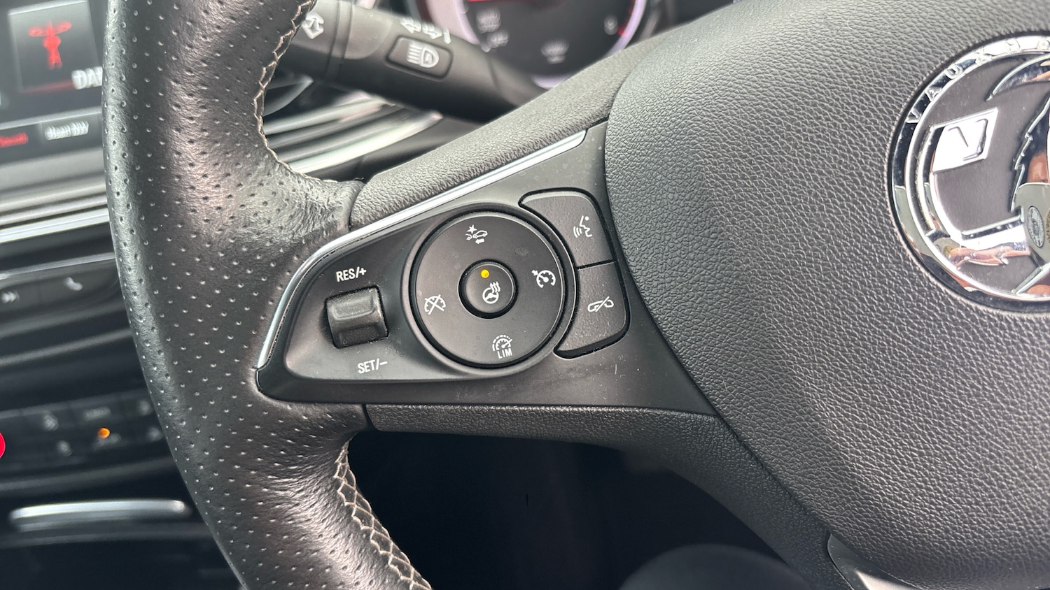 Used Vauxhall Insignia 2019 for sale - 76430720: Photo 25