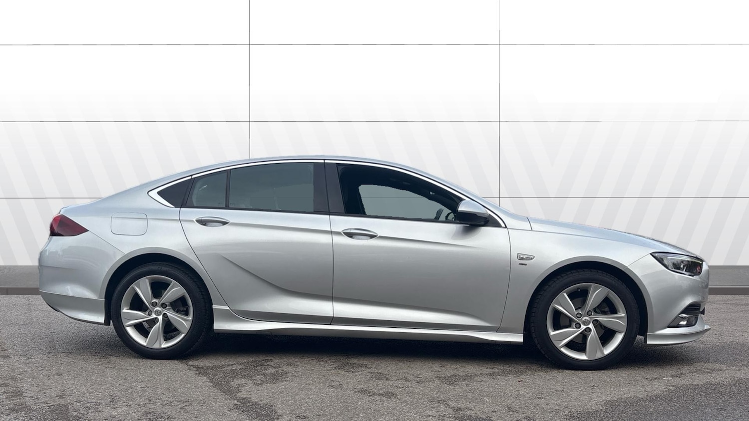 Used Vauxhall Insignia 2019 for sale - 76430720: Photo 5