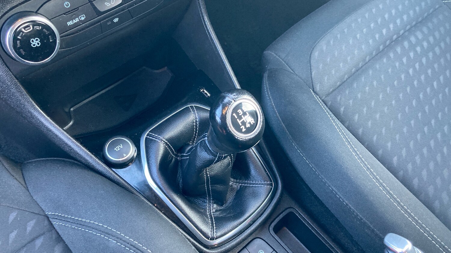 Used Ford Fiesta 2018 for sale - 77759120: Photo 13