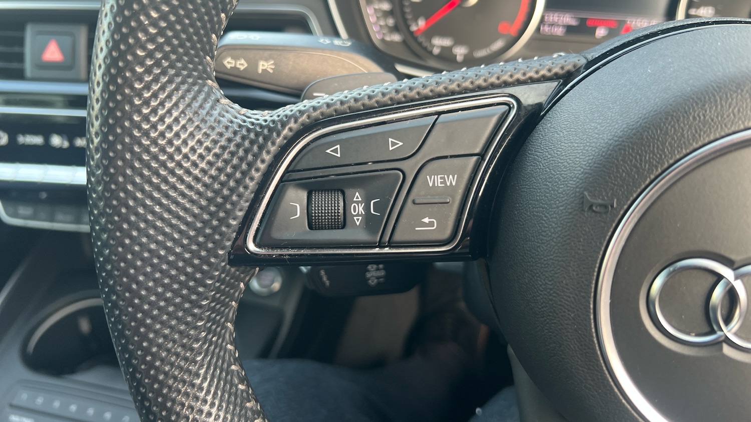 Used Audi A4 2019 for sale - 76764076: Photo 29