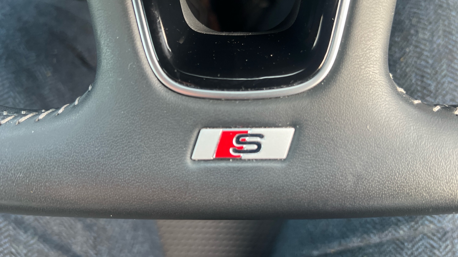 Used Audi A4 2019 for sale - 76764076: Photo 32