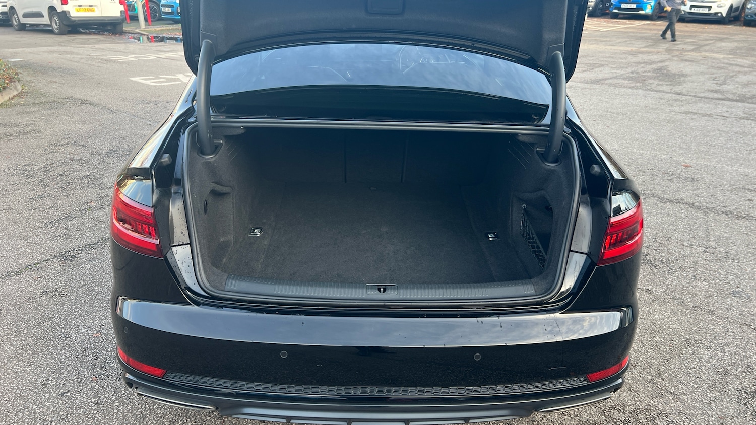 Used Audi A4 2019 for sale - 76764076: Photo 4