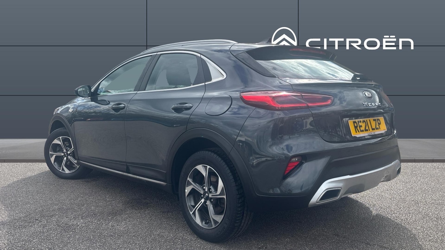 Used Kia XCeed 2021 for sale - 78201784: Photo 2