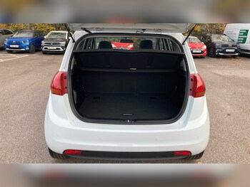 Used Kia Venga 2018 for sale - 76504868: Photo