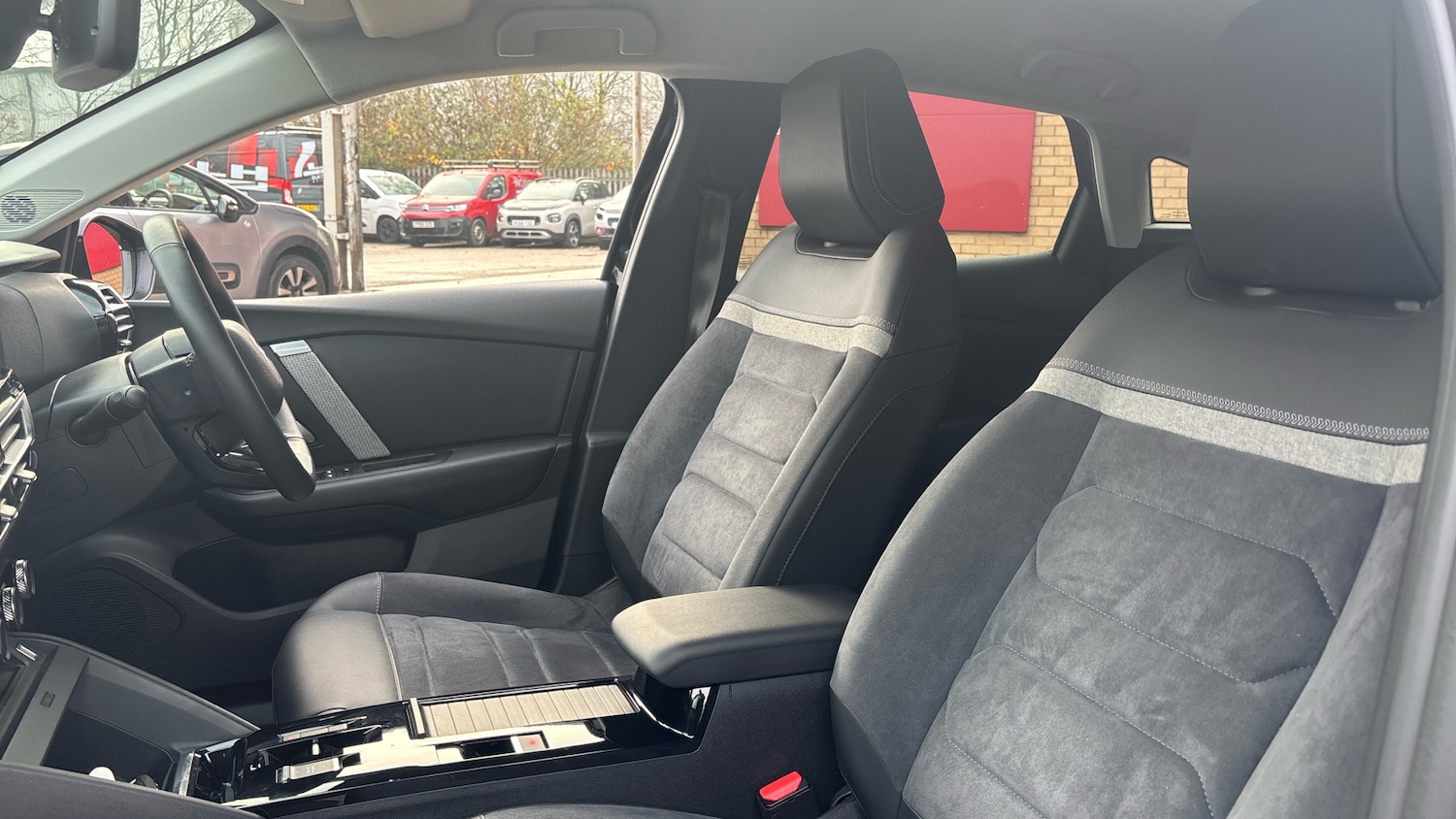 Used Citroen C4 2024 for sale - 76919687: Photo 19