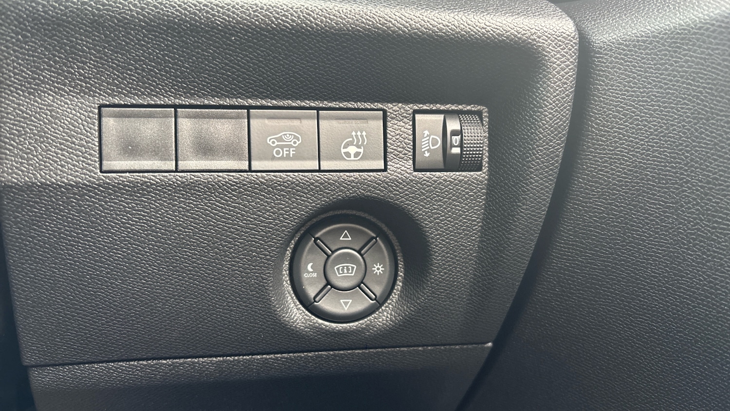 Used Citroen C4 2024 for sale - 76919687: Photo 23