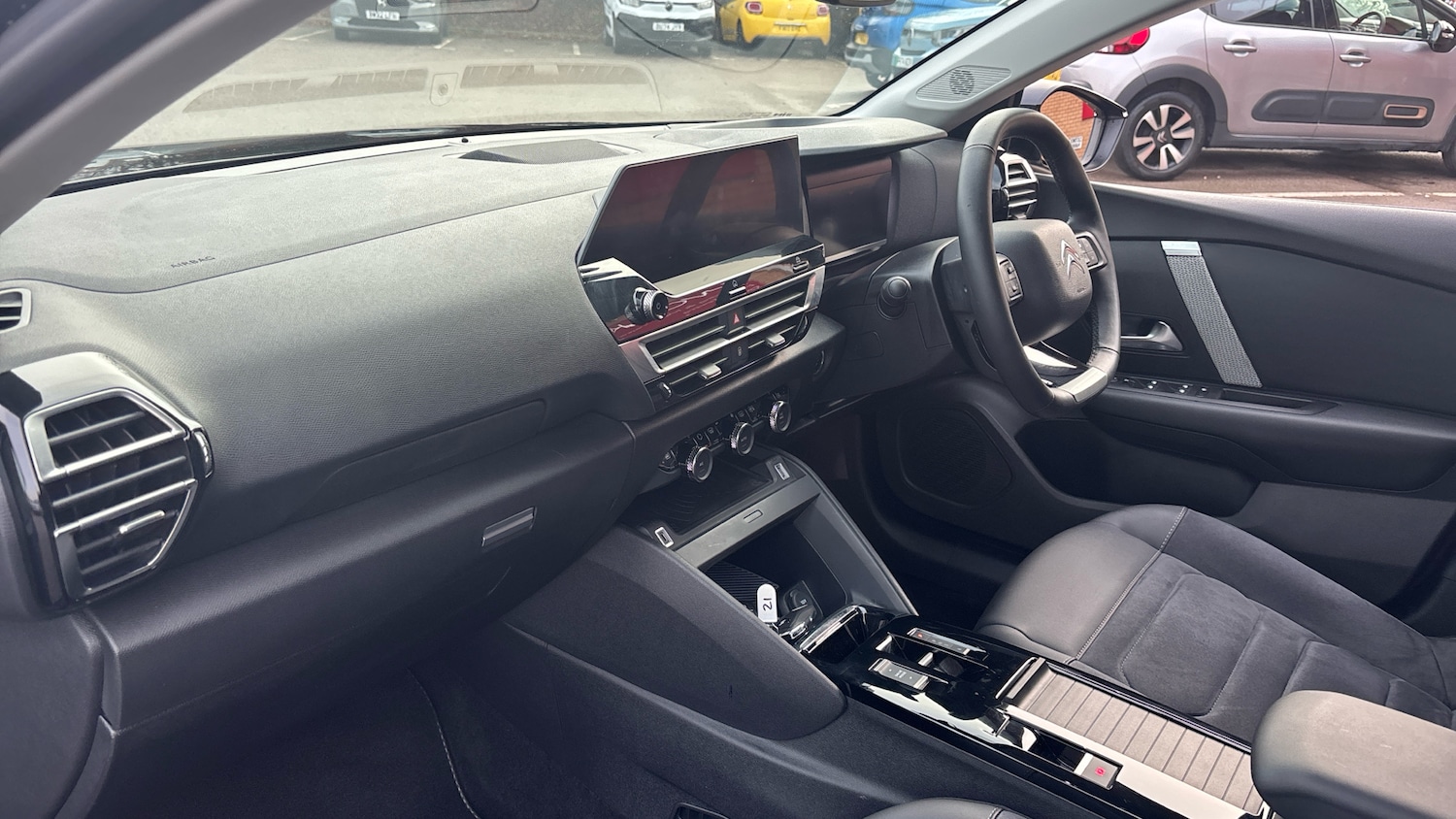 Used Citroen C4 2024 for sale - 76919687: Photo 9