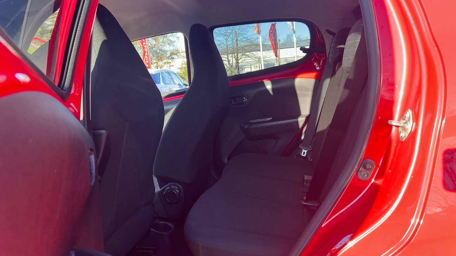 Used Peugeot 108 2020 for sale - 76784801: Photo 16