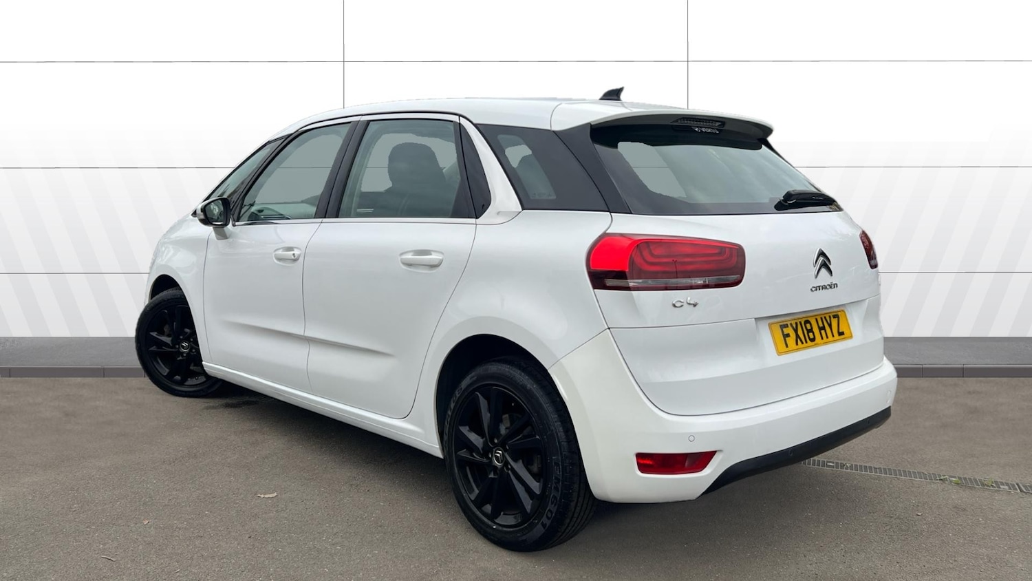 Used Citroen C4 Picasso 2018 for sale - 76470889: Photo 2