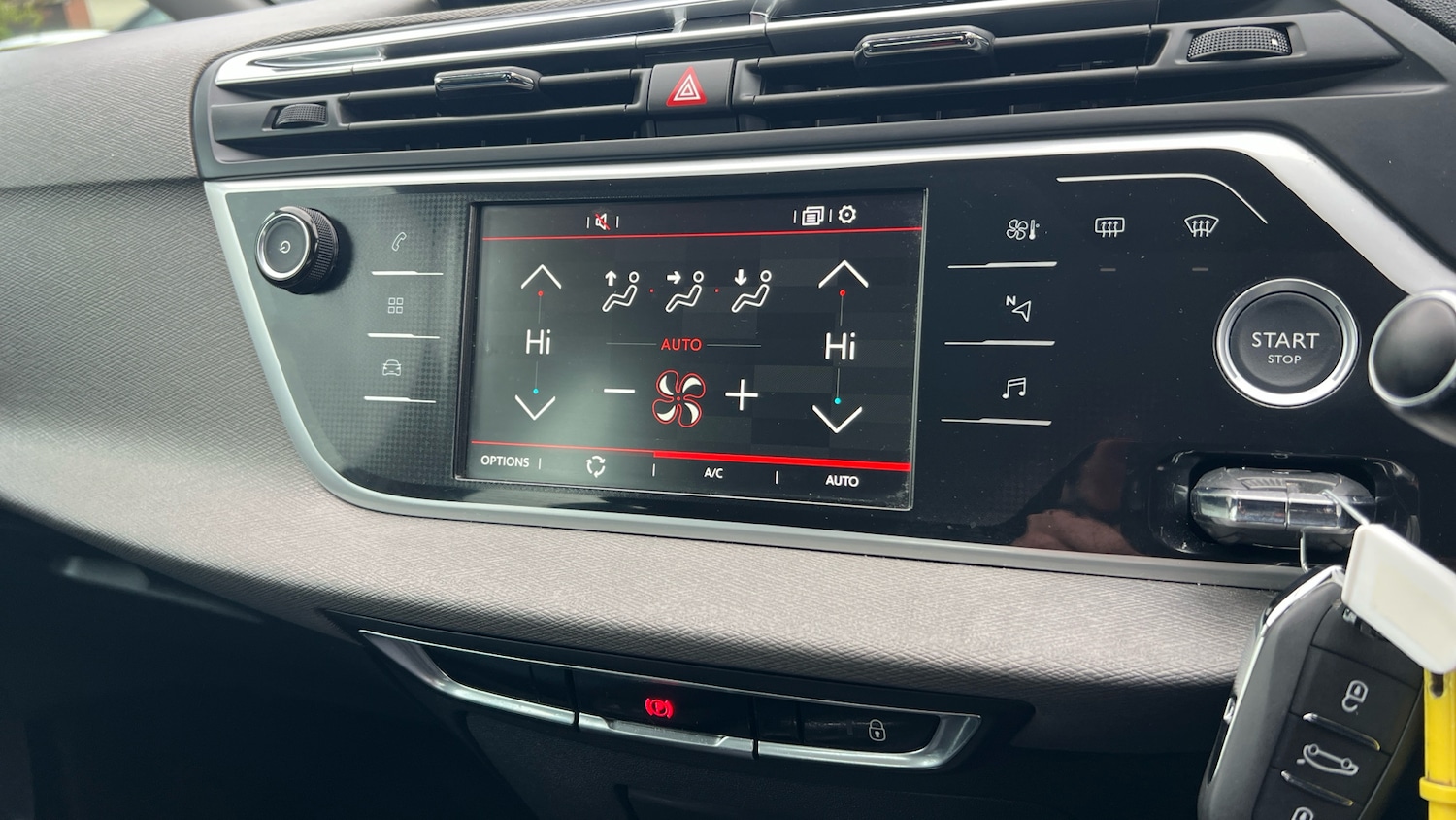 Used Citroen C4 Picasso 2018 for sale - 76470889: Photo 24