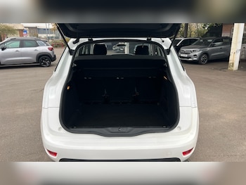 Used Citroen C4 Picasso 2018 for sale - 76470889: Photo