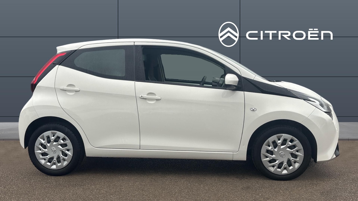 Used Toyota AYGO 2020 for sale - 77962129: Photo 5